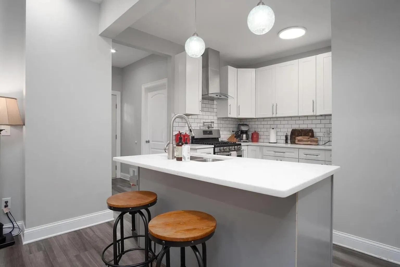 Beautiful 4 Bedroom House Near Downtown Columbus With Garage Parking And Backyard 米国