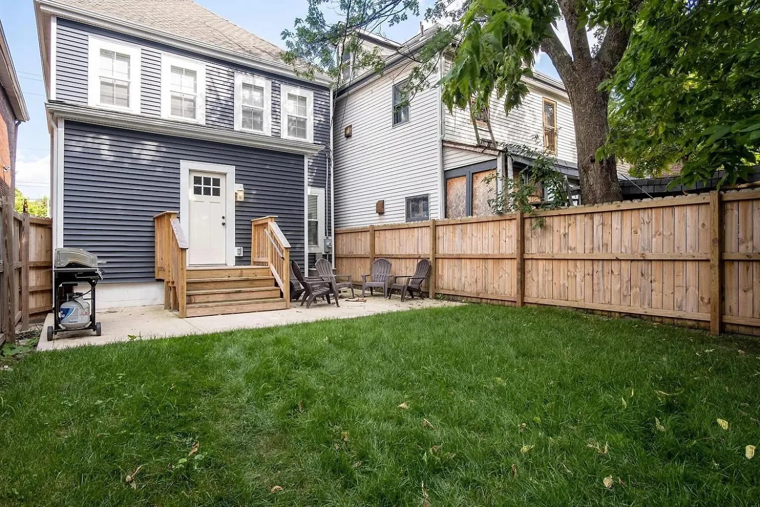 別荘 Beautiful 4 Bedroom House Near Downtown Columbus With Garage Parking And Backyard 米国